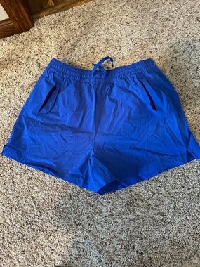 Outdoor Voices Small Shorts Blue